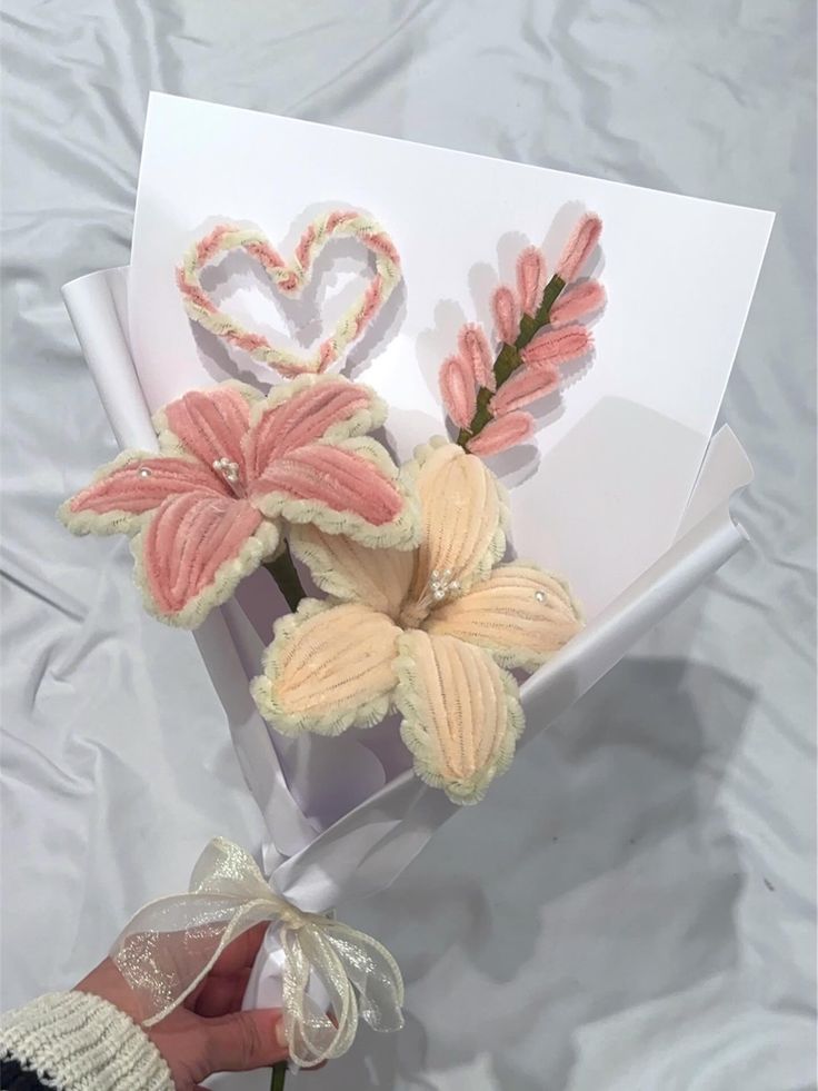 PASTEL LILIES BOUQUET