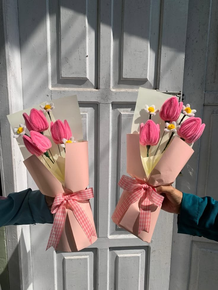 PINK TULIPS BOUQUET