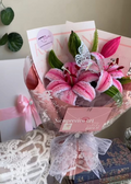 PINK SHADED LILIES BOUQUET