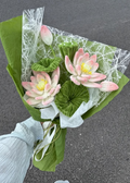 2 WHITE SHADED LOTUS BOUQUET