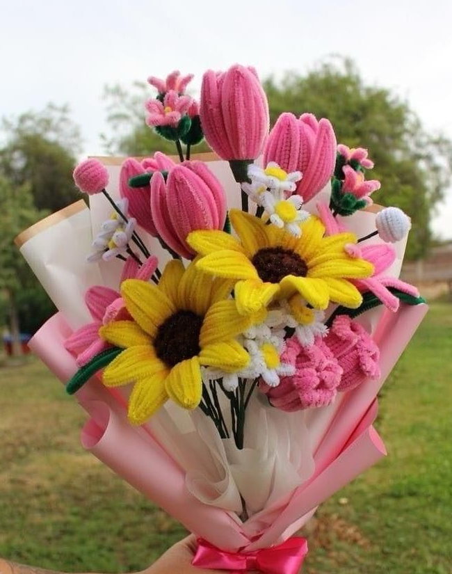 PINK & YELLOW BOUQUET